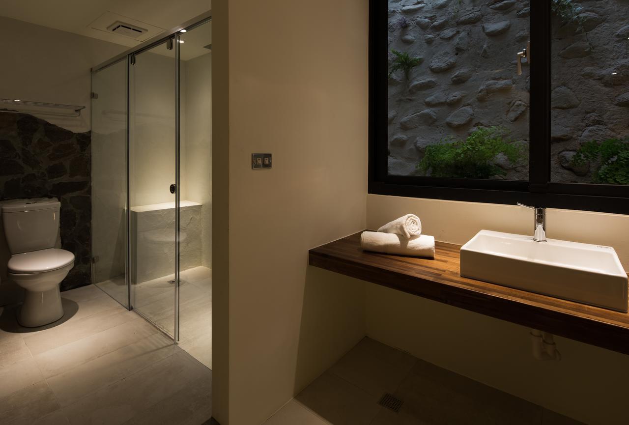 Haku Beach Days Inn Nanwan Extérieur photo